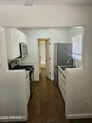 802 W TURNEY Avenue 11A, Phoenix, AZ 85013