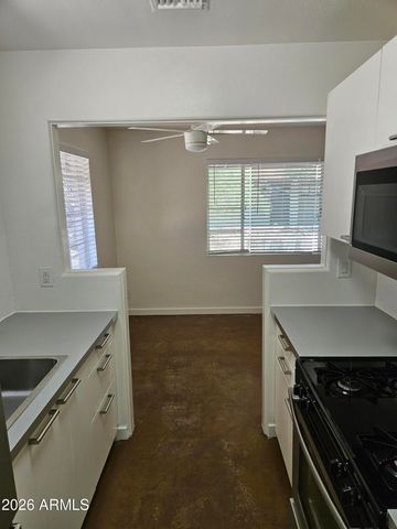 802 W TURNEY Avenue 11A, Phoenix, AZ 85013