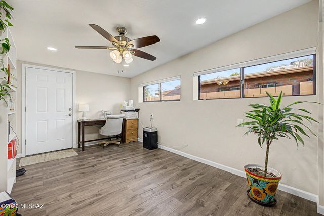 2924 N Venice Avenue, Tucson, AZ 85712