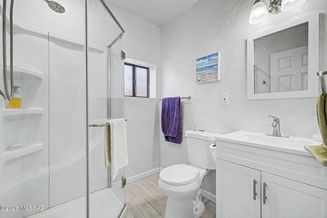 2924 N Venice Avenue, Tucson, AZ 85712