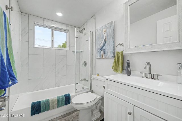 2924 N Venice Avenue, Tucson, AZ 85712