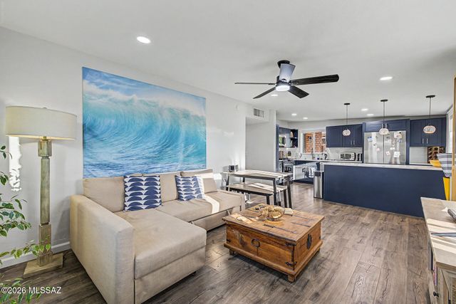 2924 N Venice Avenue, Tucson, AZ 85712