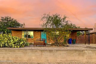 2924 N Venice Avenue, Tucson, AZ 85712