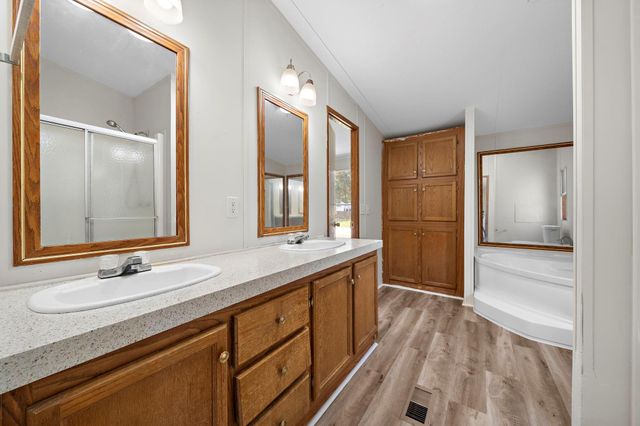 16482 Pisces Road, Conroe, TX 77306