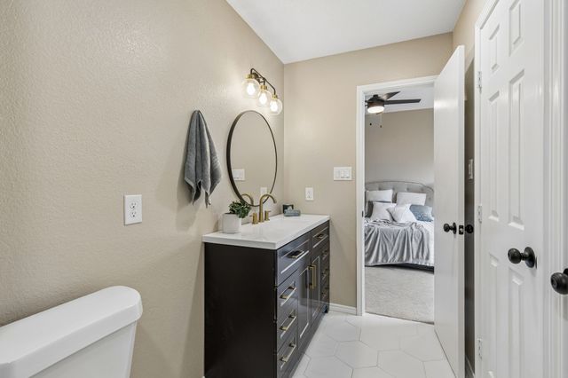 2604 Helen Lane, Mesquite, TX 75181