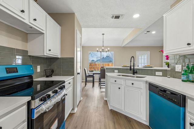 2604 Helen Lane, Mesquite, TX 75181