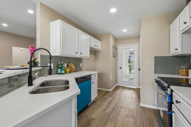 2604 Helen Lane, Mesquite, TX 75181