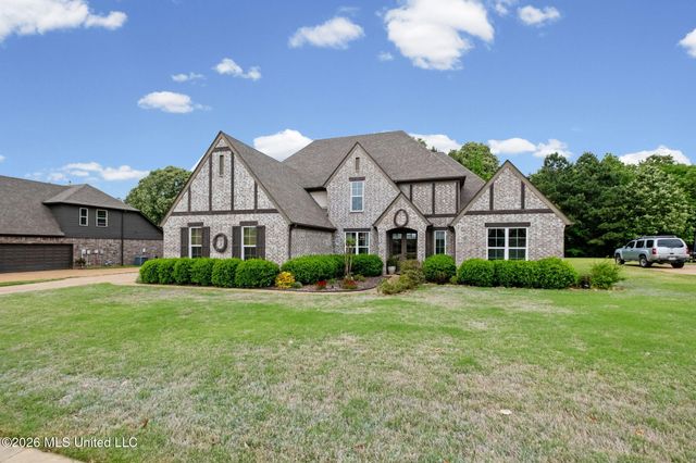 14685 Saint Charles Drive, Olive Branch, MS 38654
