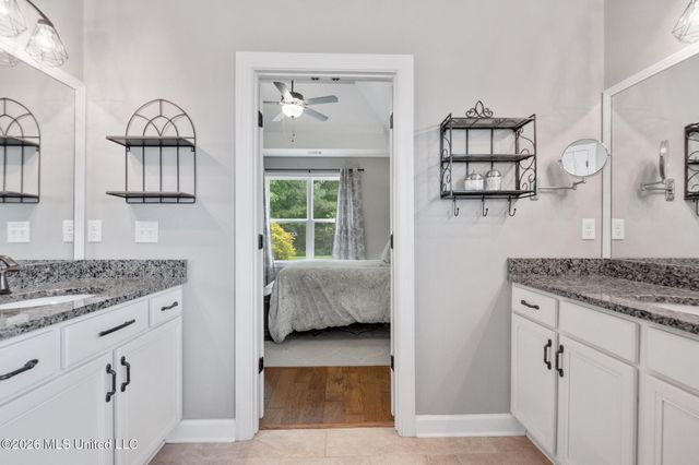 14685 Saint Charles Drive, Olive Branch, MS 38654