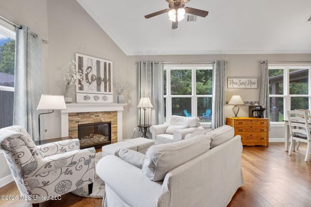 14685 Saint Charles Drive, Olive Branch, MS 38654
