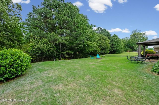 14685 Saint Charles Drive, Olive Branch, MS 38654