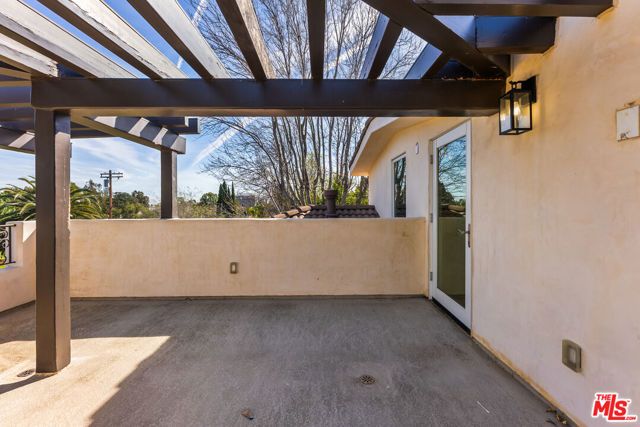 391 S Saltair Avenue, Los Angeles, CA 90049