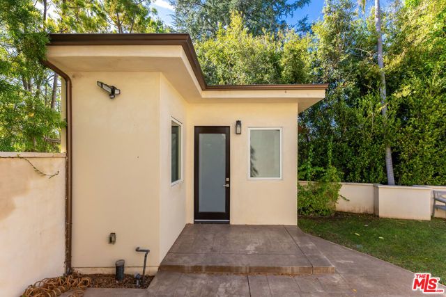 391 S Saltair Avenue, Los Angeles, CA 90049