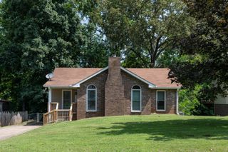 2269 Ermine Dr, Clarksville, TN 37043