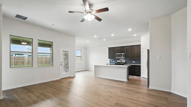 2515 Wesley Avenue, Royse City, TX 75189