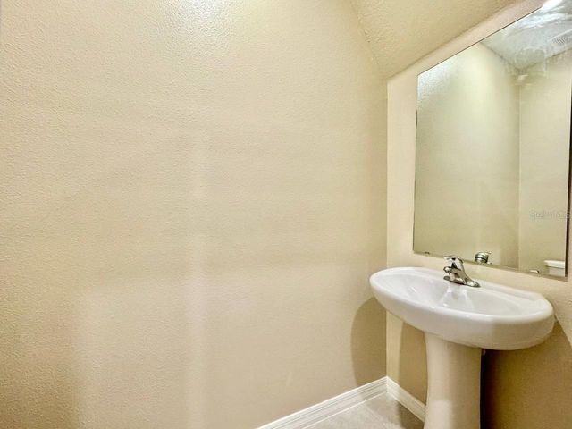 10809 FOWLERS BLUFF COURT, Tampa, FL 33647