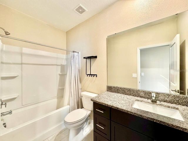 10809 FOWLERS BLUFF COURT, Tampa, FL 33647