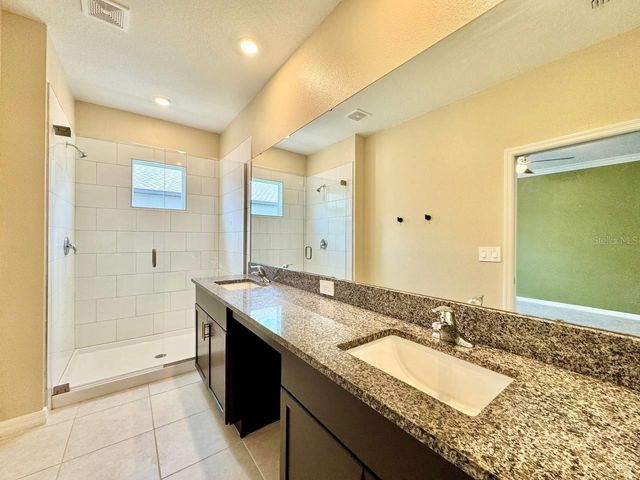 10809 FOWLERS BLUFF COURT, Tampa, FL 33647