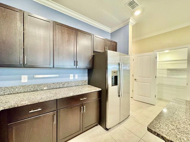 10809 FOWLERS BLUFF COURT, Tampa, FL 33647