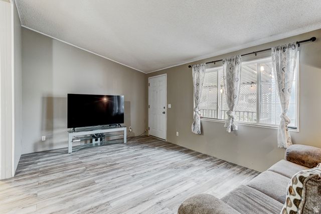 58 SUNSET, Layton, UT 84041