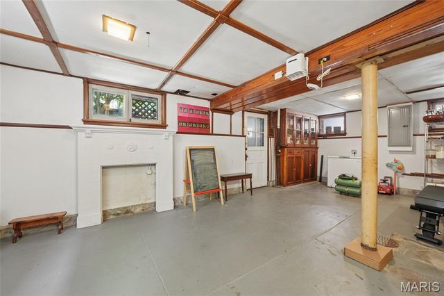 7051 Waterman Avenue, University City, MO 63130