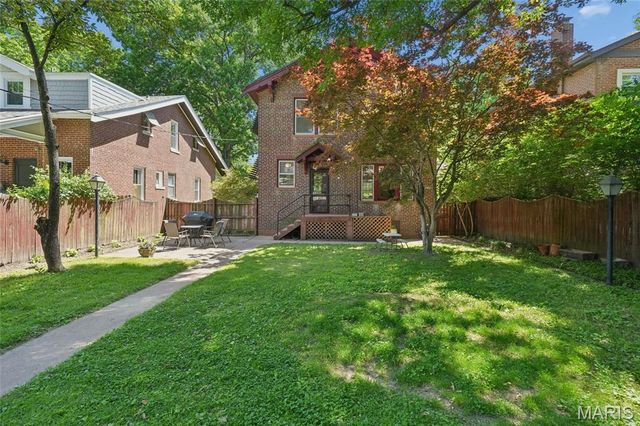 7051 Waterman Avenue, University City, MO 63130