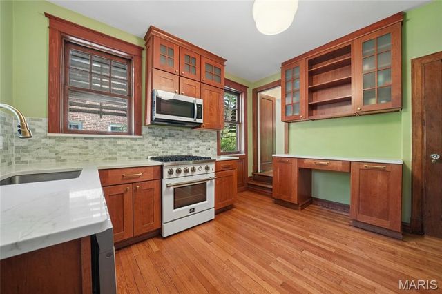 7051 Waterman Avenue, University City, MO 63130