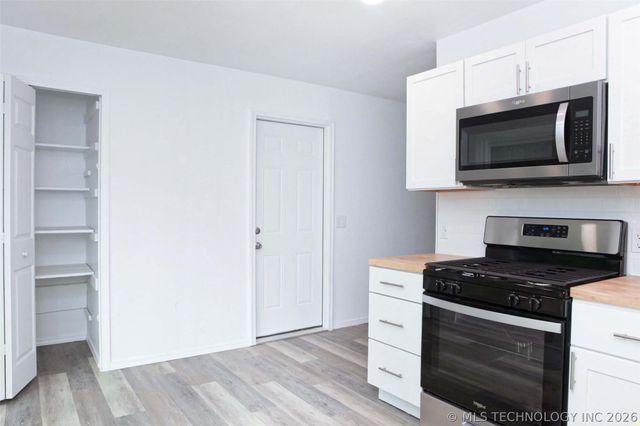 218 W Portland Street, Sapulpa, OK 74066
