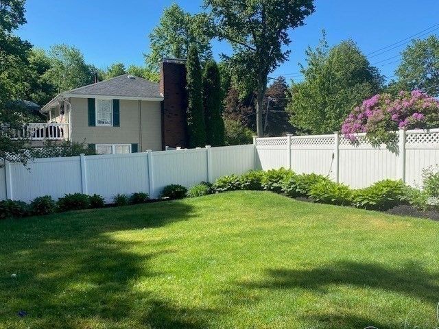 18 Hart St, Burlington, MA 01803