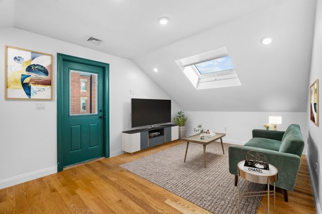 1-3 Howard Pl B, Boston, MA 02125