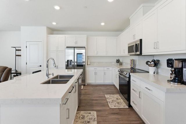 808 Mateo Street 6, Chula Vista, CA 91911