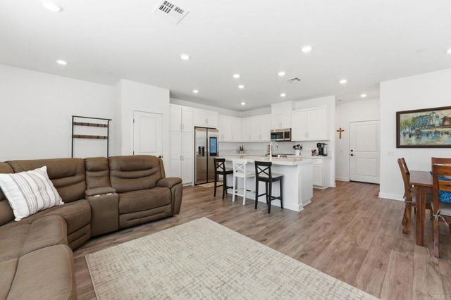 808 Mateo Street 6, Chula Vista, CA 91911