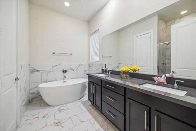 3902 Tulane Oak Drive, Houston, TX 77018