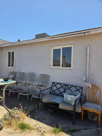 6404 Romack Cir, Sacramento, CA 95822