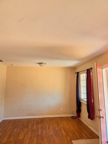 6404 Romack Cir, Sacramento, CA 95822