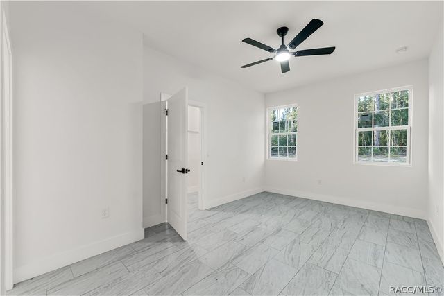 1115 W Cary Drive, Citrus Springs, FL 34434