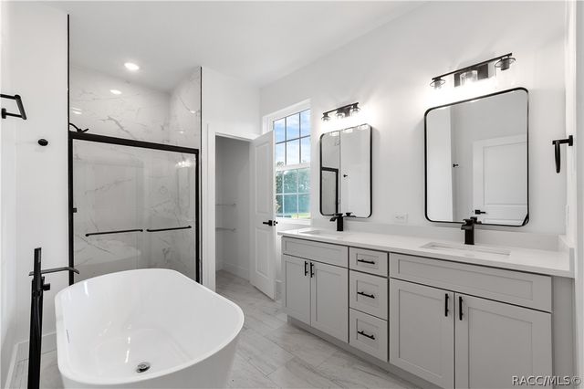 1115 W Cary Drive, Citrus Springs, FL 34434