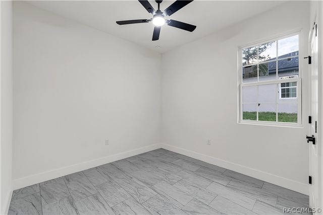 1115 W Cary Drive, Citrus Springs, FL 34434