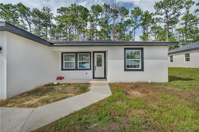 1115 W Cary Drive, Citrus Springs, FL 34434