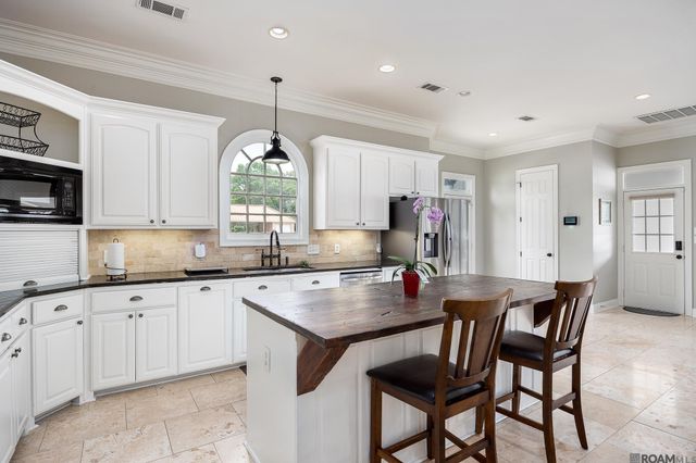 44334 Taylor Sheets Rd, St Amant, LA 70774