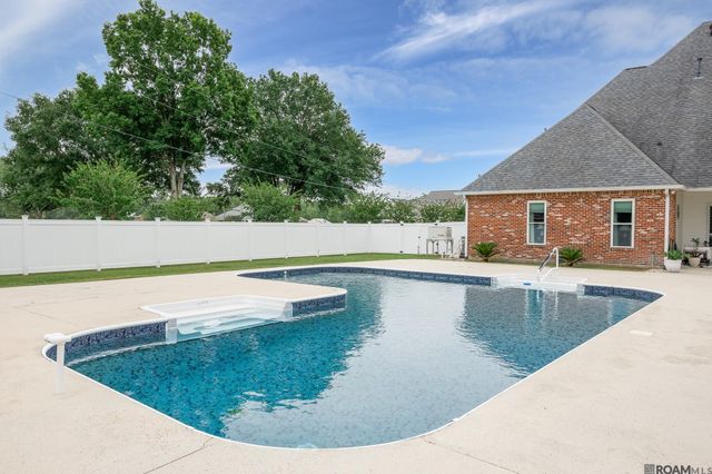 44334 Taylor Sheets Rd, St Amant, LA 70774
