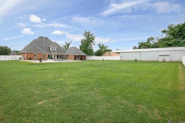 44334 Taylor Sheets Rd, St Amant, LA 70774