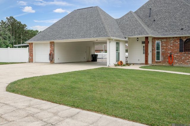 44334 Taylor Sheets Rd, St Amant, LA 70774