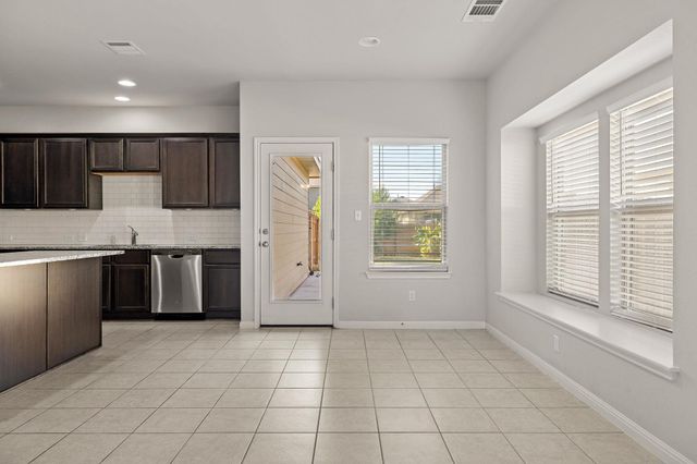 321 Arabian Colt DR, Georgetown, TX 78626