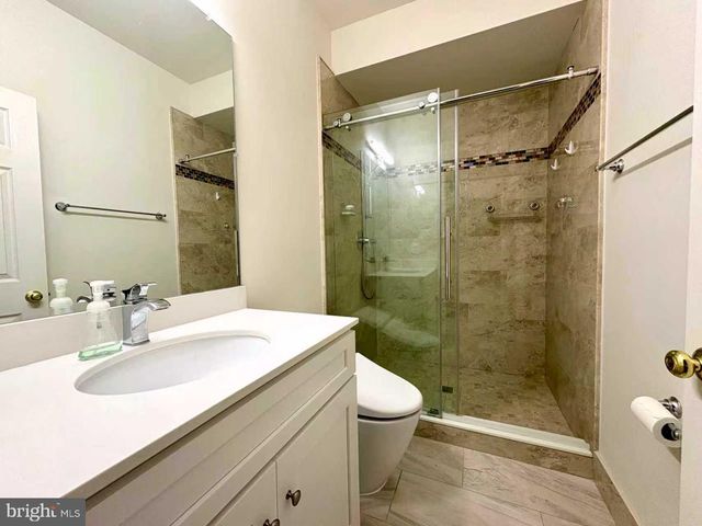 8003 COBBLE CREEK CIR, Potomac, MD 20854