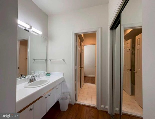 8003 COBBLE CREEK CIR, Potomac, MD 20854