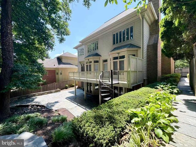 8003 COBBLE CREEK CIR, Potomac, MD 20854