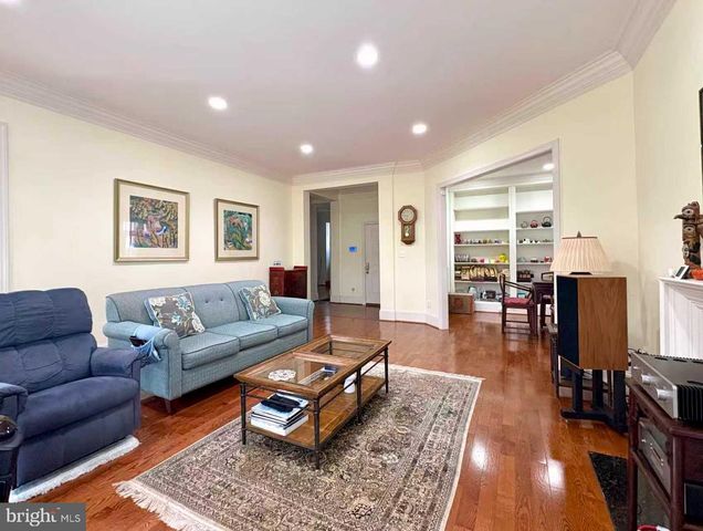 8003 COBBLE CREEK CIR, Potomac, MD 20854