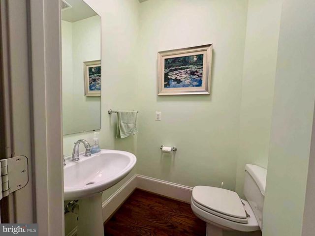 8003 COBBLE CREEK CIR, Potomac, MD 20854