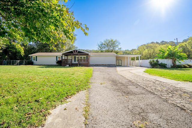 2354 Lake Francis Road NE, Dalton, GA 30721